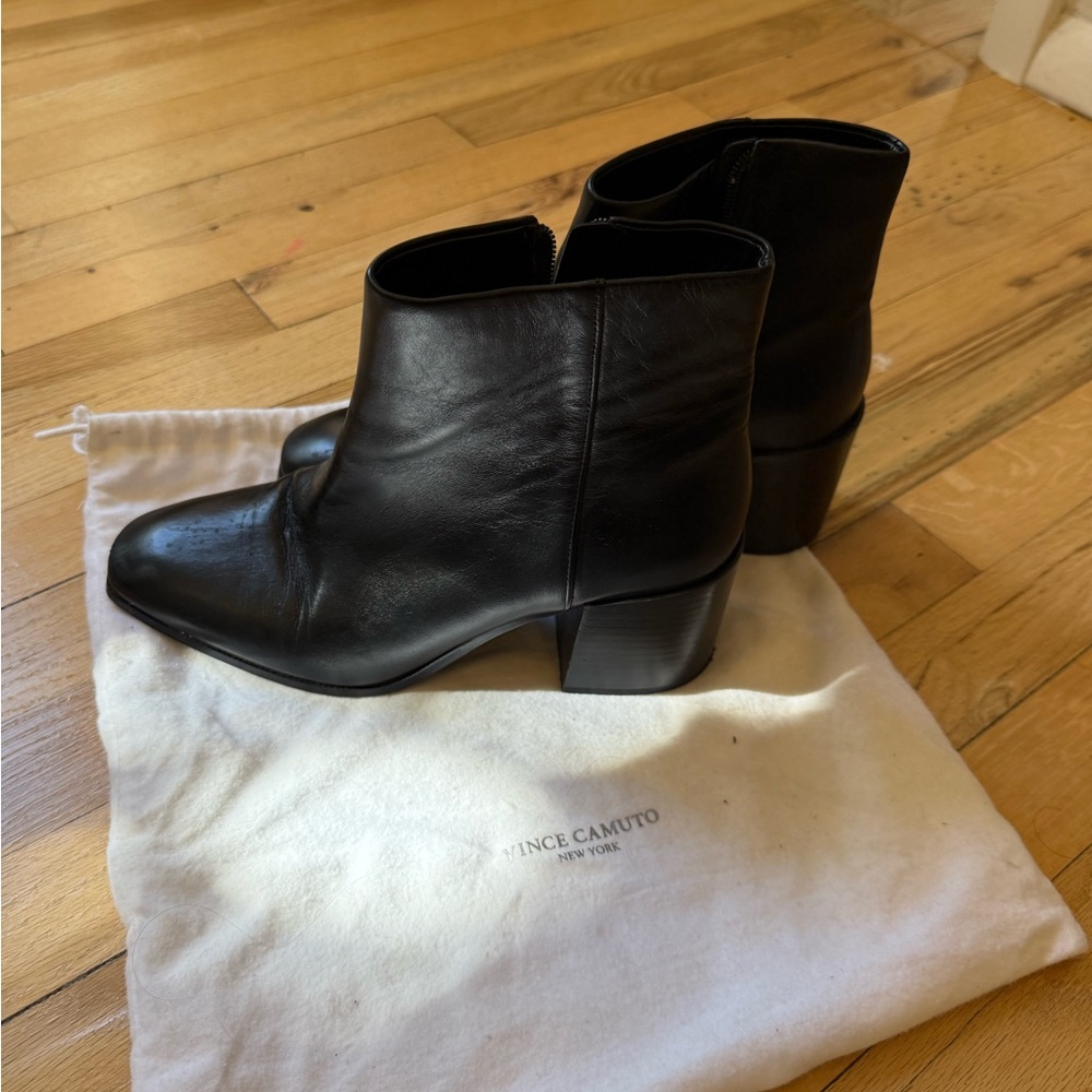 Vince Camuto Black Ankle Booties Size 9